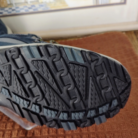 L.L.Bean "Tek 2.5" 4-Color Waterproof Insulated Hiking/Weather Boots. Size 8M. - Picture 7 of 9